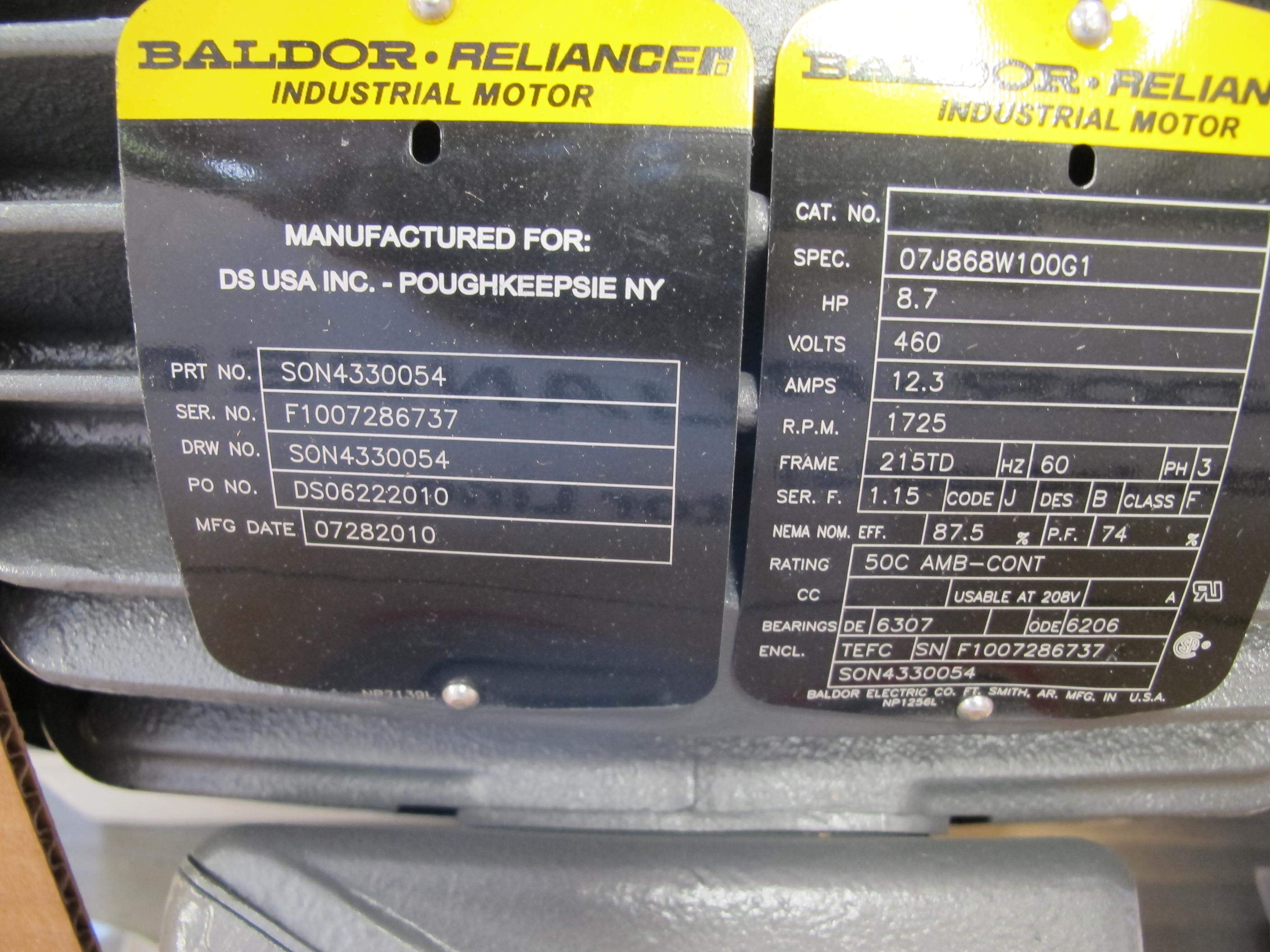 MOTOR, ELECTRIC TYPE, 8.7 HORSEPOWER, 460VAC ELEC RATING, 1725 RPM, INSULATION CLASS F, 215TD FRAME, 12.3 AMPS, TEFC, CAST IRON FRAME ENCLOSURE, CONTINUOUS DUTY, 1.15 SERVICE FACTOR, 1-3/8" SHAFT. DYNAMIC SOLUTIONS DRAWING SON43300540 REV H. SEE ATTACHMENT IN SERVICE FOR OBJECTS FOR: 1/8" THICK NEOPRENE GASKETS - JUNCTION BOX TO FRAME, JUNCTION BOX CENTER. ADD A NEOPRENE SLINGER A, PART # SON43300540 (MOD 1) (W-44) LOADING & HANDLING FEE $15-